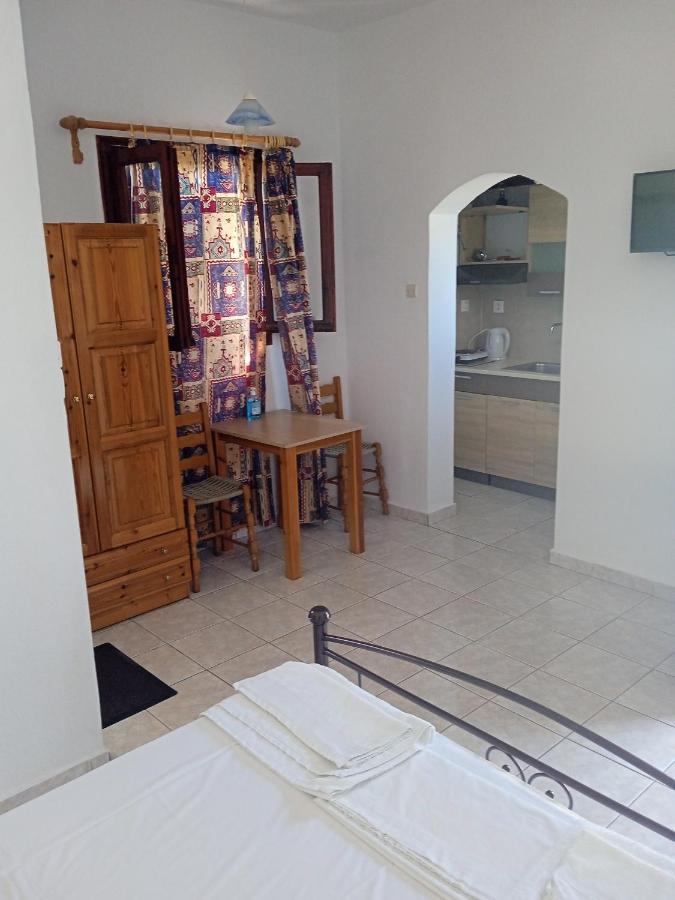 Filoxenia Apartment Skopelos Town Bagian luar foto