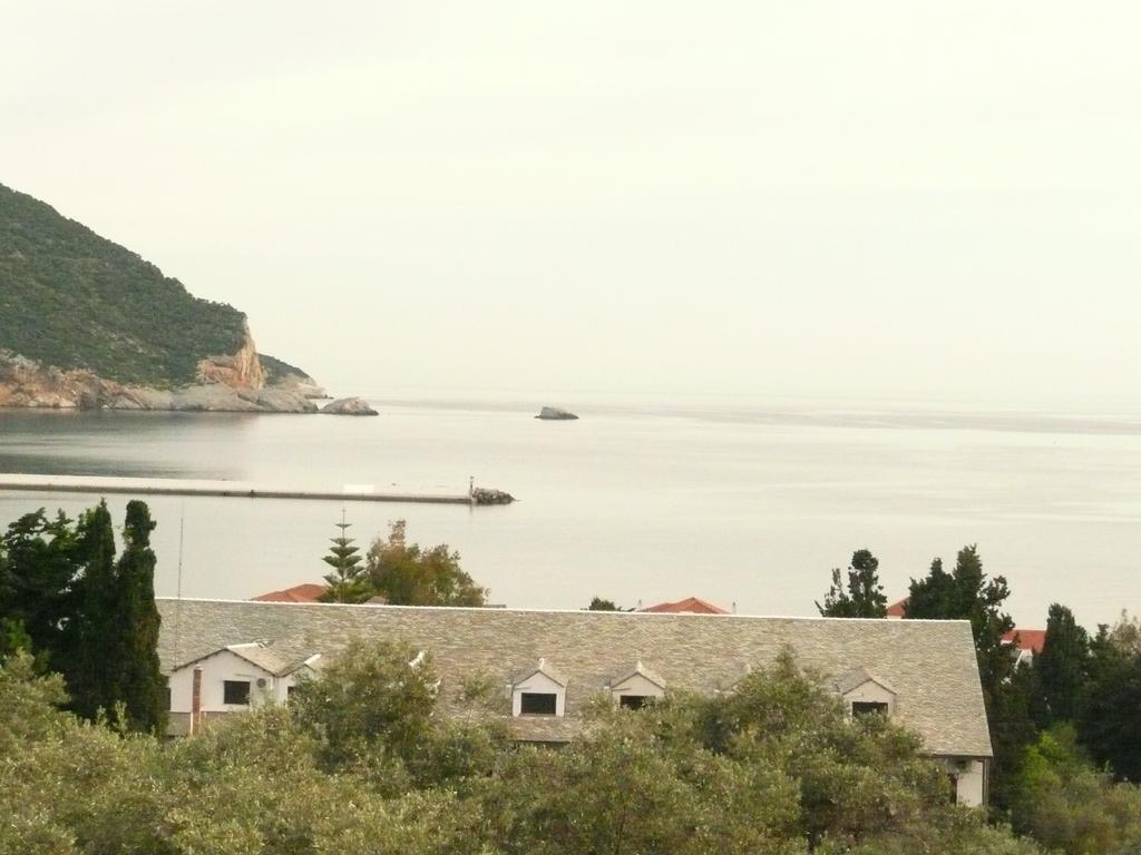 Filoxenia Apartment Skopelos Town Bagian luar foto