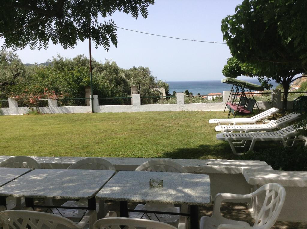 Filoxenia Apartment Skopelos Town Bagian luar foto